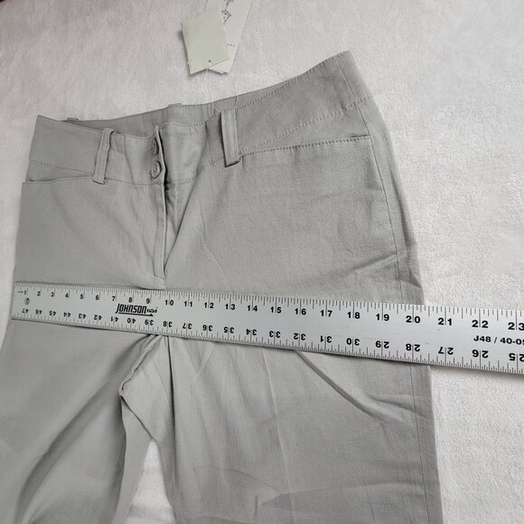 Cabi Women Mid-Rise Mid-Leg Cropped Pants Sz 10 Gray Linen Blend Stretch 491 New - Picture 7 of 10